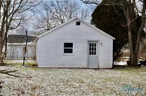 102 Edmonds St, Bradner, OH 43406 photo 17