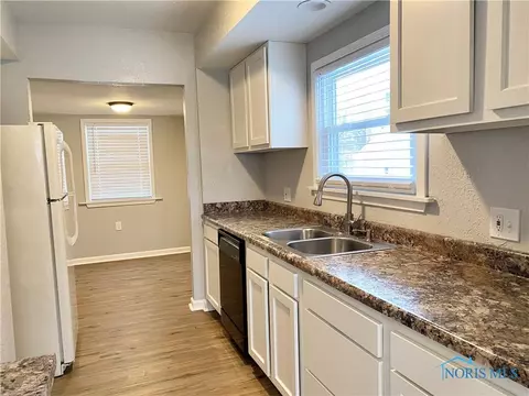 3944 Maxwell Rd, Toledo, OH 43613 photo 6
