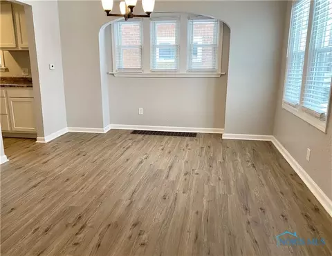 3944 Maxwell Rd, Toledo, OH 43613 photo 11