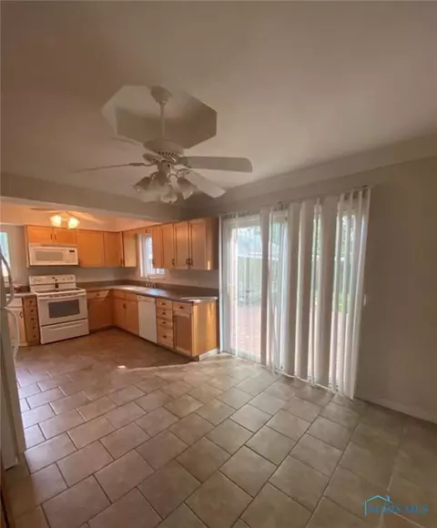 616 Richards Rd, Toledo, OH 43607 photo 4
