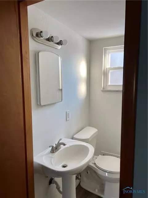 616 Richards Rd, Toledo, OH 43607 photo 8
