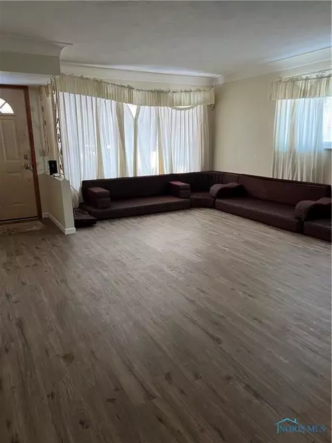 616 Richards Rd, Toledo, OH 43607 photo 7