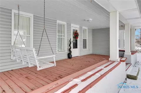 1206 E Main St, Delta, OH 43515 photo 7