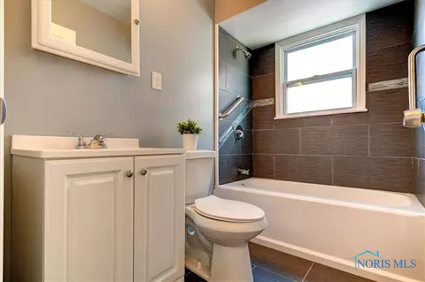 932 Brookley Blvd, Toledo, OH 43607 photo 14