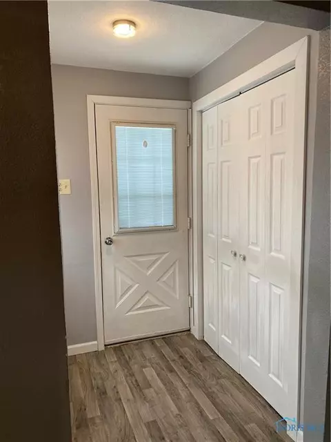 305 Summit St, Malinta, OH 43535 photo 4