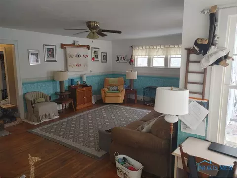 122 W Main St, Wayne, OH 43466 photo 6
