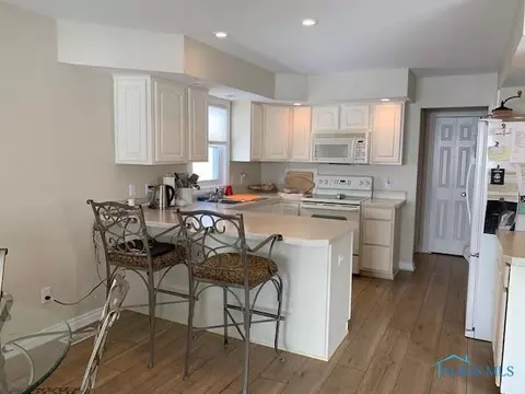 4407 Crystal Ridge Dr, Maumee, OH 43537 photo 14