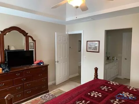 4407 Crystal Ridge Dr, Maumee, OH 43537 photo 32