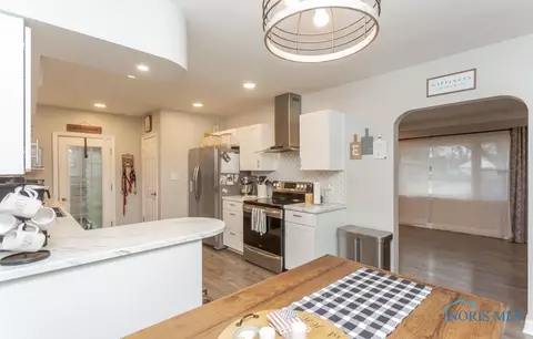 1026 Craig Rd, Maumee, OH 43537 photo 8