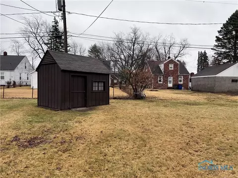 620 Continental Blvd, Toledo, OH 43607 photo 4