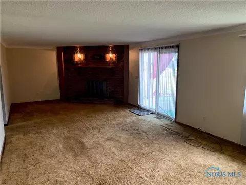 627 Cardinal Dr, Bryan, OH 43506 photo 4