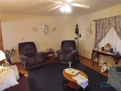 1304 E Wilson St, Bryan, OH 43506 photo 10