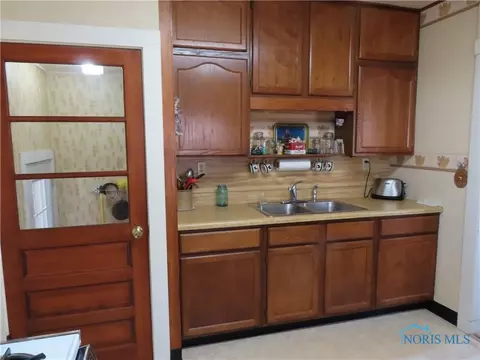 883 E Mulberry St, Bryan, OH 43506 photo 11