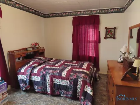 883 E Mulberry St, Bryan, OH 43506 photo 14