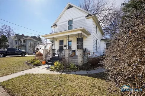 812 Maple Ave, Findlay, OH 45840 photo 3