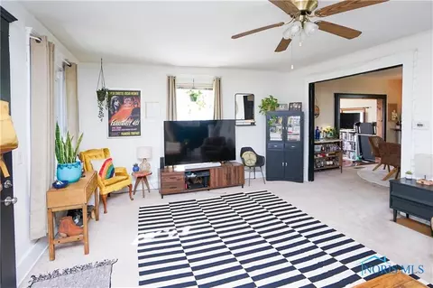 812 Maple Ave, Findlay, OH 45840 photo 5