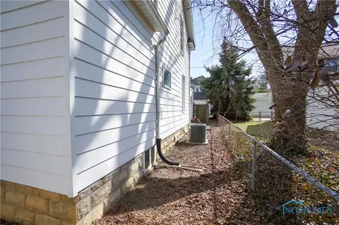 812 Maple Ave, Findlay, OH 45840 photo 44