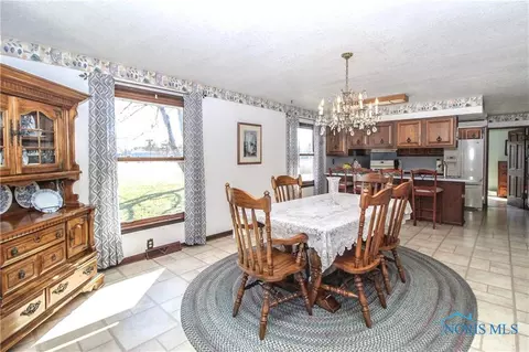 8720 Cedar Point Rd, Oregon, OH 43616 photo 13