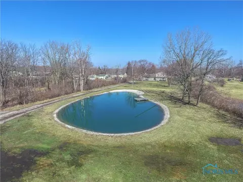 8720 Cedar Point Rd, Oregon, OH 43616 photo 33