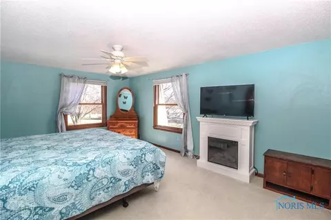 8720 Cedar Point Rd, Oregon, OH 43616 photo 24