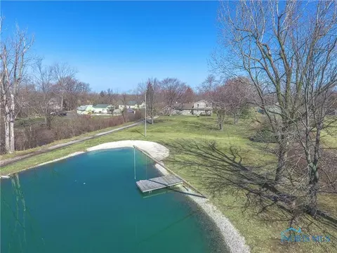 8720 Cedar Point Rd, Oregon, OH 43616 photo 37