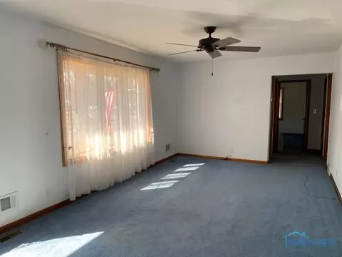 3038 Reen Dr, Toledo, OH 43613 photo 4