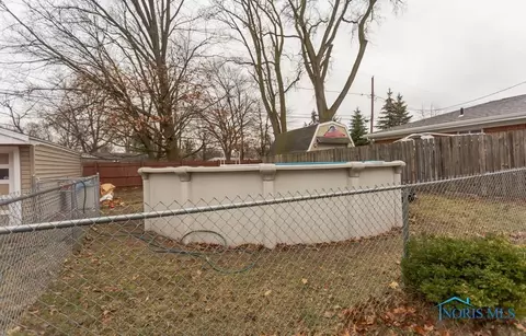 2711 Eldora Dr, Toledo, OH 43613 photo 24