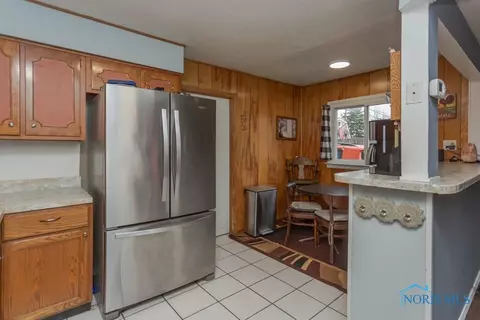 2711 Eldora Dr, Toledo, OH 43613 photo 9