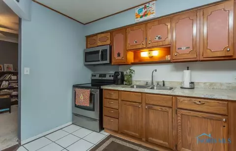 2711 Eldora Dr, Toledo, OH 43613 photo 12