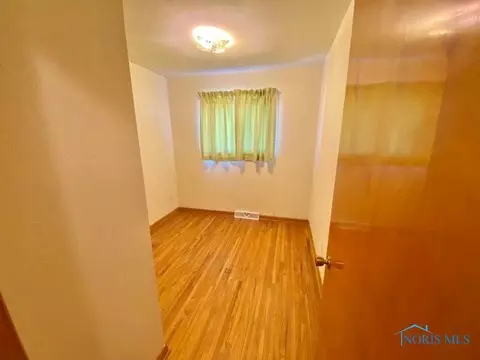 108 Tyler Dr, Walbridge, OH 43465 photo 9