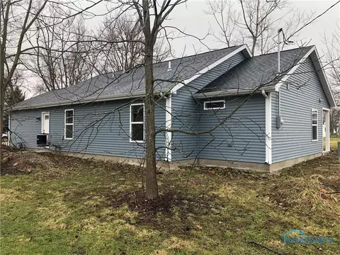 848 W Perry St, Paulding, OH 45879 photo 4