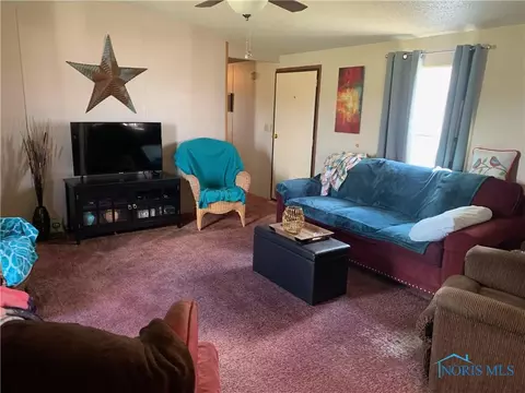 11359 County Road D, Bryan, OH 43506 photo 2
