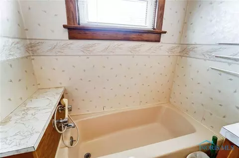 212 S Patterson St, Forest, OH 45843 photo 23