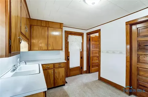 212 S Patterson St, Forest, OH 45843 photo 17