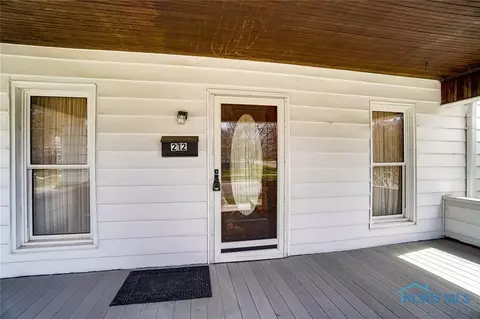 212 S Patterson St, Forest, OH 45843 photo 6