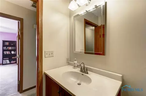 935 Christopher Cir, Ada, OH 45810 photo 39