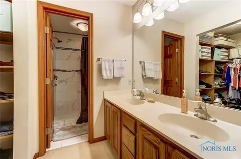 935 Christopher Cir, Ada, OH 45810 photo 31