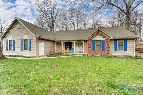935 Christopher Cir, Ada, OH 45810 photo 1