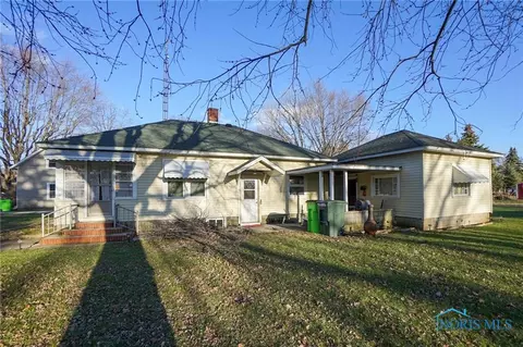 403 E North St, Arcadia, OH 44804 photo 1