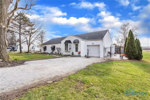 29685 E Broadway St, Walbridge, OH 43465 photo 3