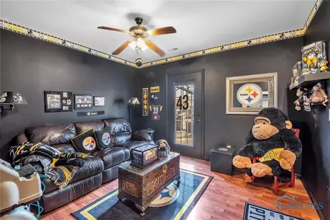 29685 E Broadway St, Walbridge, OH 43465 photo 22