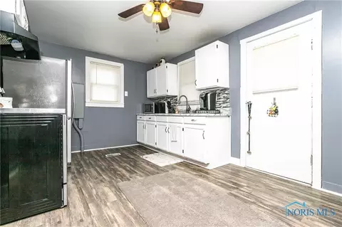 208 E Washington St, Antwerp, OH 45813 photo 14