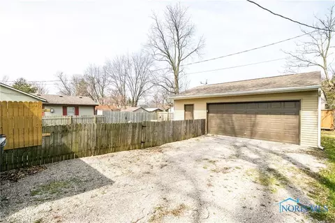 208 E Washington St, Antwerp, OH 45813 photo 6