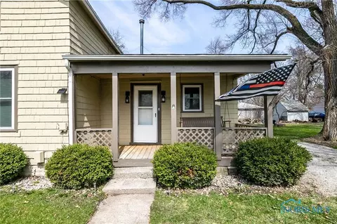 208 E Washington St, Antwerp, OH 45813 photo 3