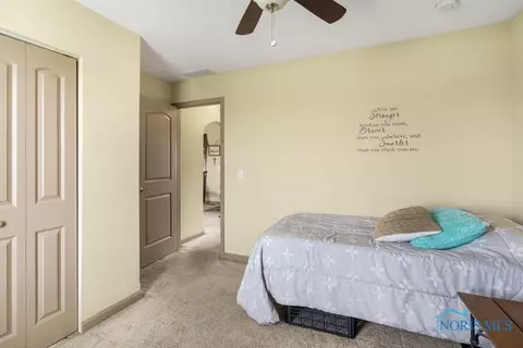 6584 Alexander Dr, Walbridge, OH 43465 photo 18