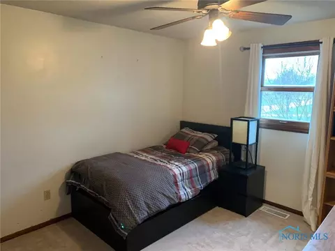 1221 Greendale Ave, Bryan, OH 43506 photo 9