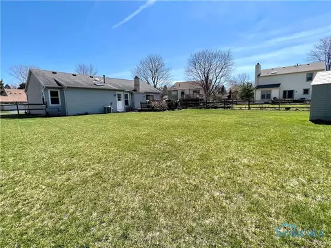 3735 Farmbrook Dr, Sylvania, OH 43560 photo 21