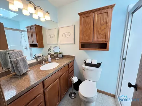 3735 Farmbrook Dr, Sylvania, OH 43560 photo 19