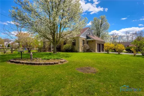 2856 Castleton Ave, Toledo, OH 43613 photo 3