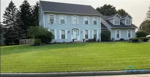 128 Deerfield Cir, Bryan, OH 43506 photo 2
